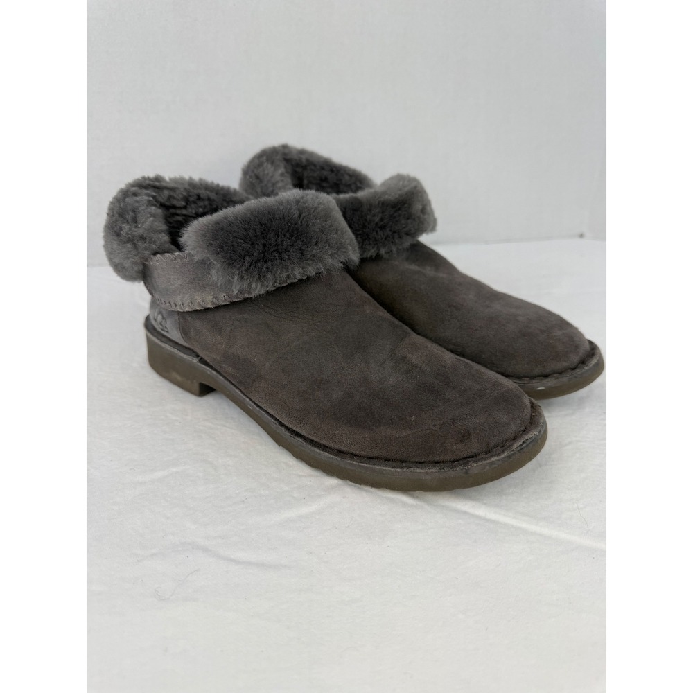 UGG Cory II Grey Suede Sheepskin Lined Ankle Boots Womens Slim Silhouette
